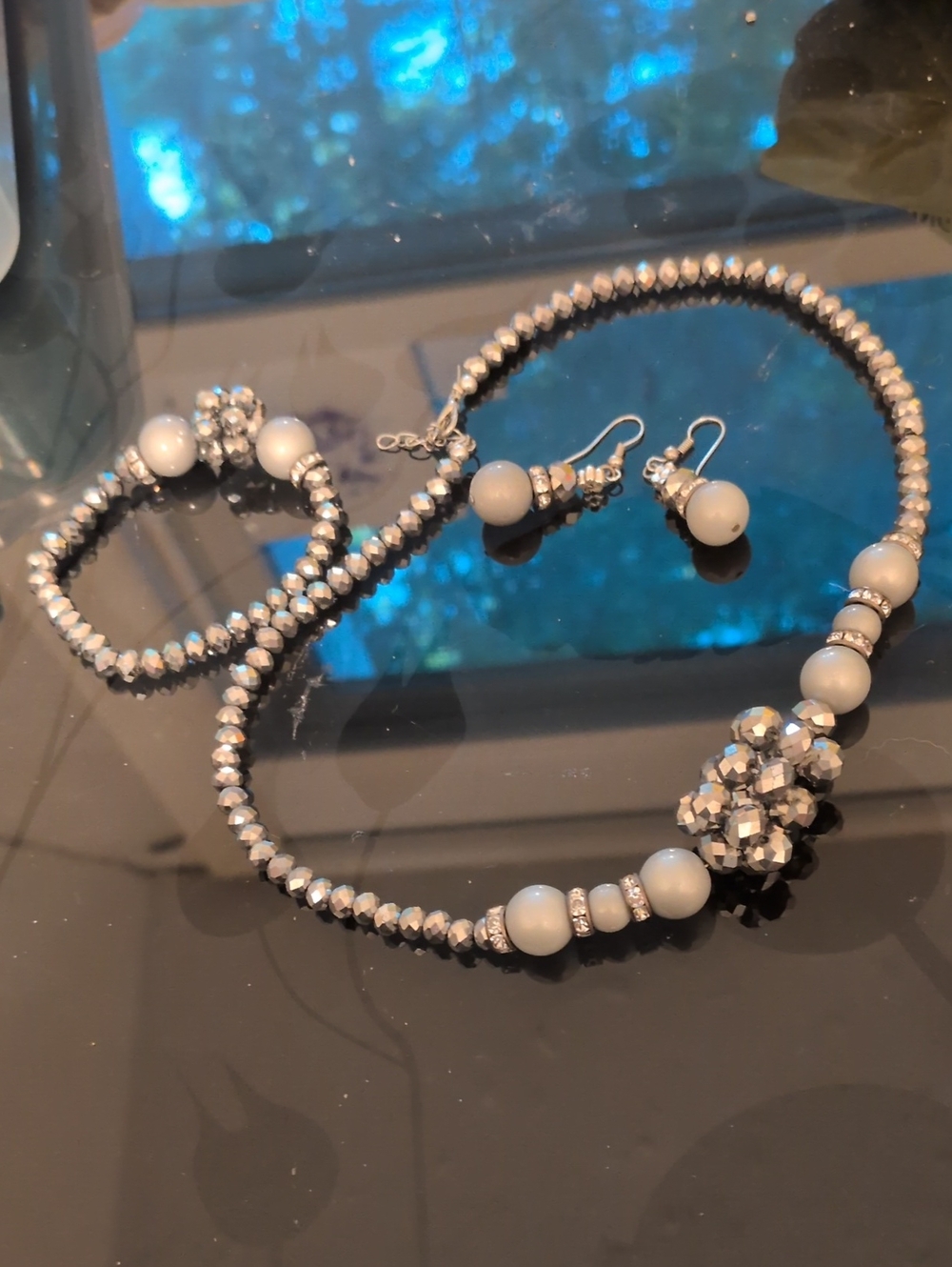 Earring, bracelet And Necklace set